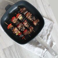 BAF quadratische Grillpfanne 26 x 26 cm - hoher Rand - große gerillte Pfanne beschichtet aus Aluminiumguss - ohne Induktion